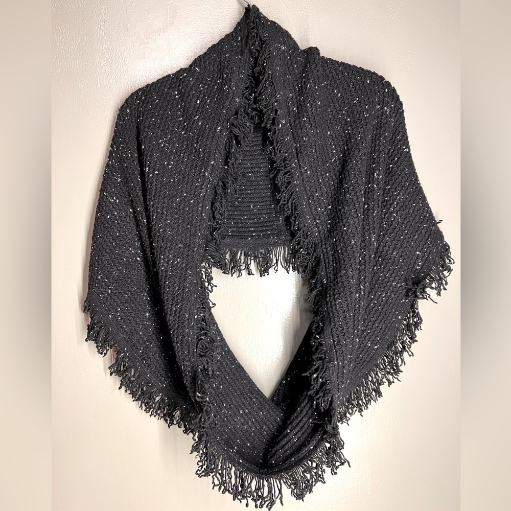 Club Monaco Infiniti scarf